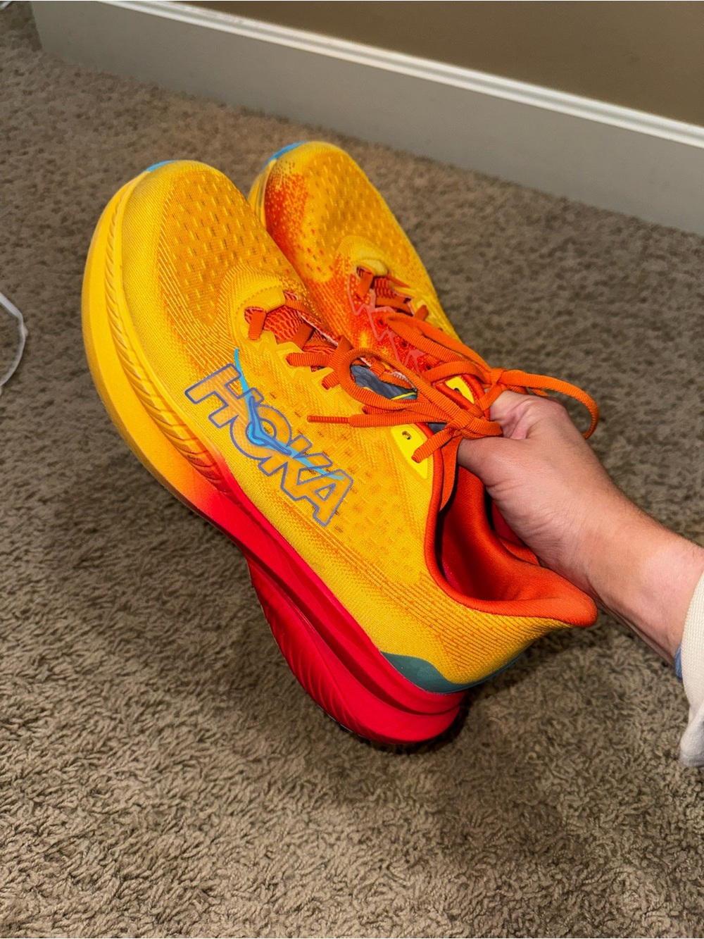 Mens Hoka Mach 6 Poppy Squash Running Shoes